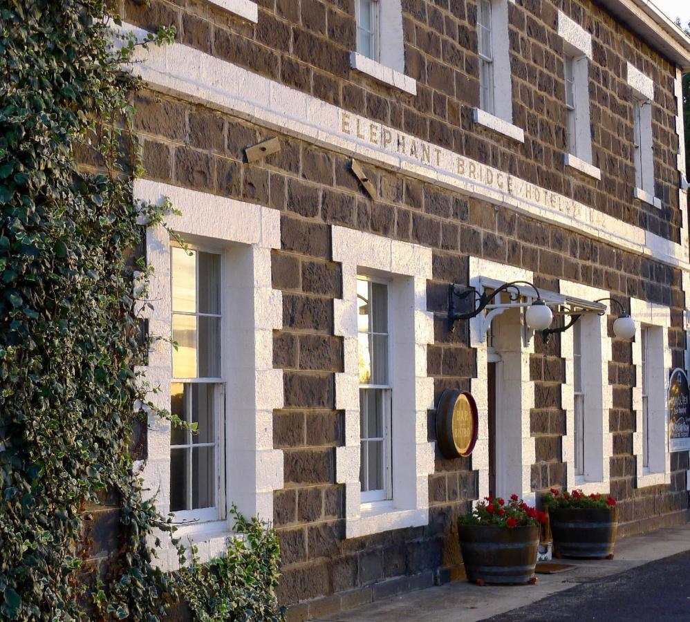 Elephant Bridge Hotel Darlington Exteriér fotografie